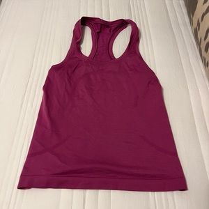 Lululemon swiftly speed up race length tank